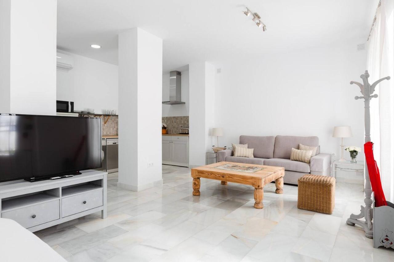 Loft En Primera Linea Del Paseo Maritimo Málaga Dış mekan fotoğraf